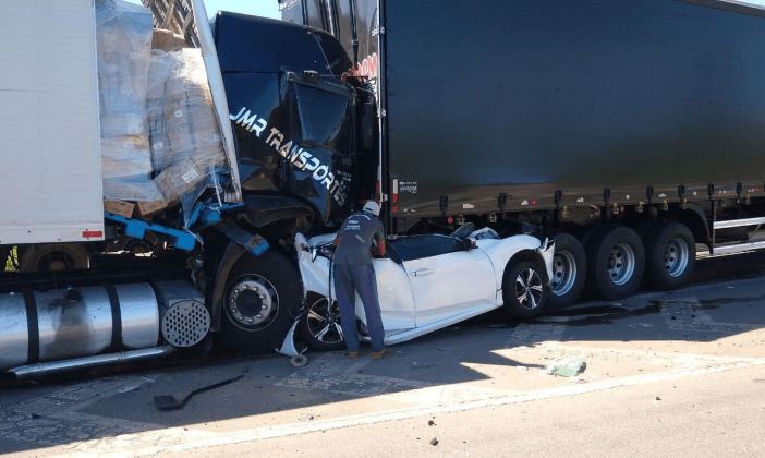 Acidente Com Oito Veículos Deixa Cinco Feridos Na Rodovia Fernão Dias ...