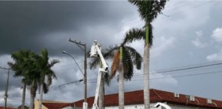 Com previsão de mudanças no clima, Energisa segue em alerta e orienta comunidade para prevenção de acidentes elétricos