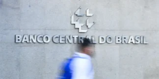 Contas públicas têm déficit de R$ 16,4 bilhões em fevereiro, aponta Banco Central