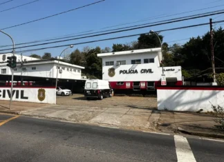 Homem é preso após ameaçar companheira e desacatar guardas em Bragança Paulista