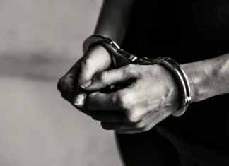 Operação da Polícia Civil mira grupo suspeito de vender dados sigilosos; mandado foi cumprido em Bragança Paulista