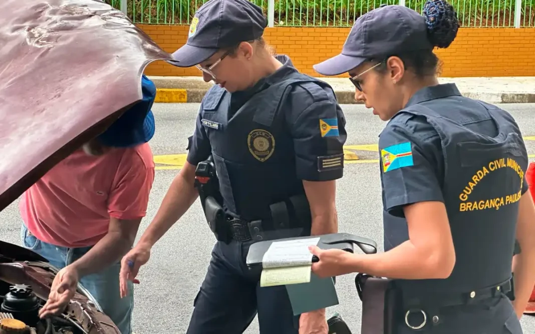 Guarda Civil Municipal realiza operação de fiscalização viária em Bragança Paulista