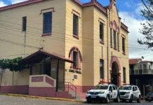 Homem é preso por furto de veículo e importunação sexual no centro de Piracaia