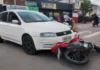 Colisão entre carro e moto deixa motociclista ferido em Bragança Paulista