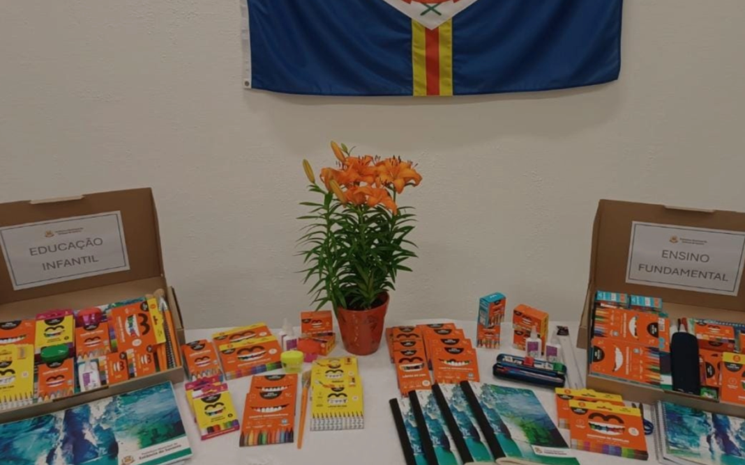 Prefeitura de Socorro inicia entrega de kits escolares para Educação Infantil e Ensino Fundamental-1