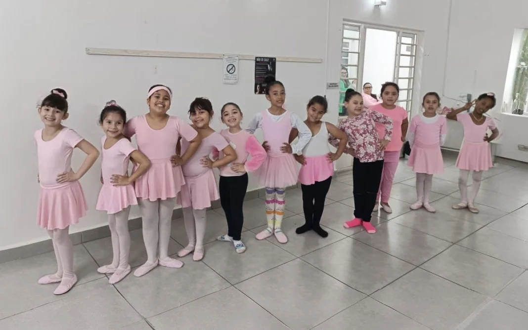 Aulas esportivas gratuitas são oferecidas em bairros da zona norte de Bragança Paulista