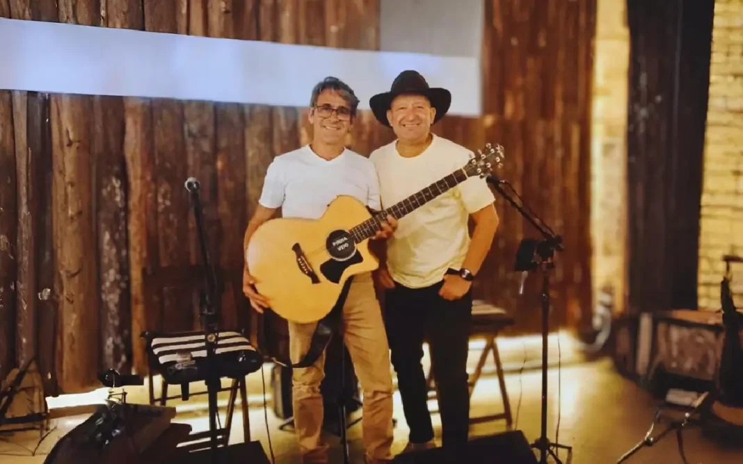 Feira Noturna terá show com Pinhá Véio e Dennys nesta quinta (03)