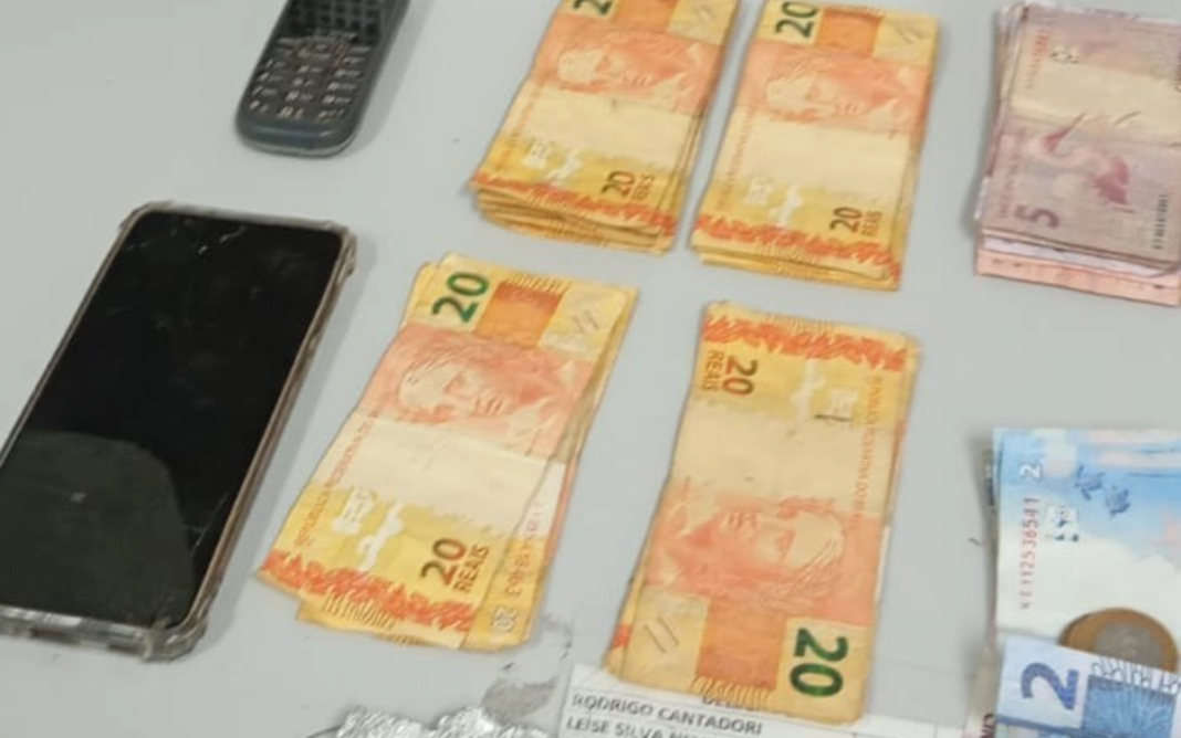 Polícia Militar prende homem por tráfico de drogas em Amparo-1