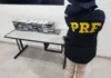 Motorista foge e abandona carro com 43 kg de cocaína após abordagem da PRF na Fernão Dias