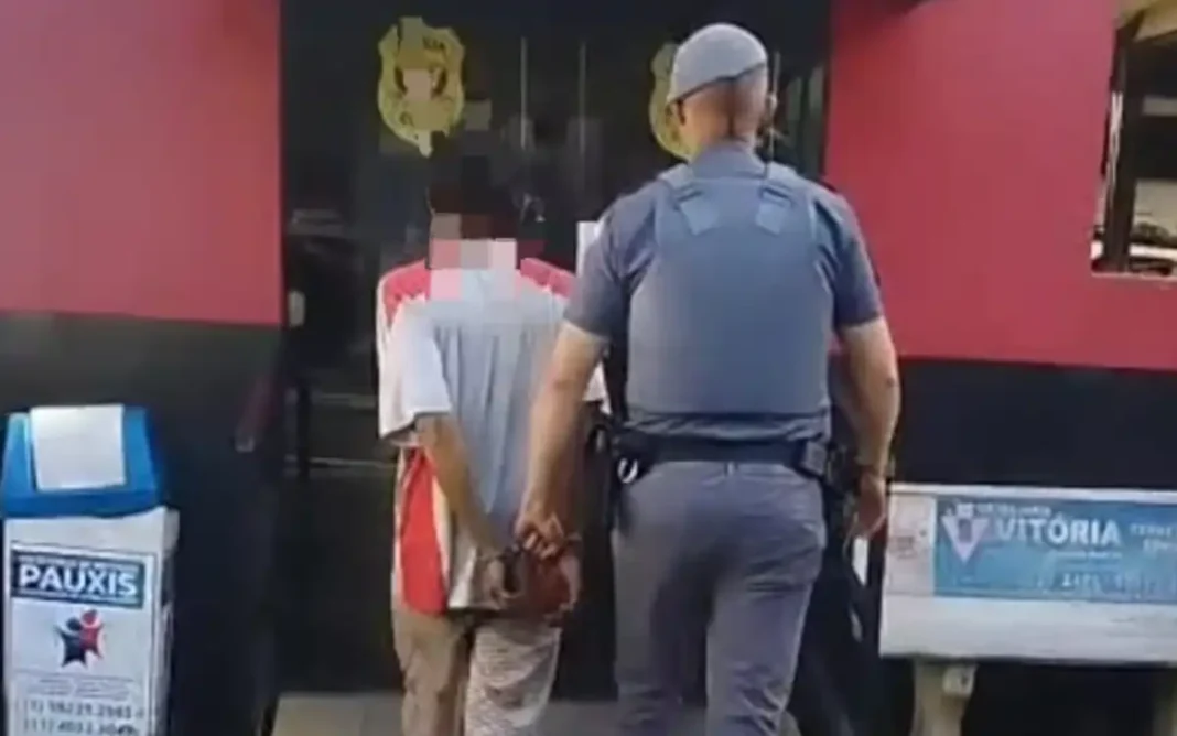 Homem procurado por roubo é preso pela Polícia Militar em Bragança Paulista
