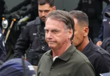 Moraes determina a transferência de Jair Bolsonaro para a Papudinha