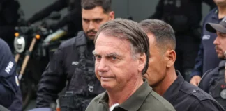 Moraes determina a transferência de Jair Bolsonaro para a Papudinha