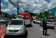 Acidente entre caminhão e carro é registrado na Avenida dos Imigrantes