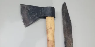 Homem tenta matar ex-companheira com machado e facão e é preso pela Polícia Militar