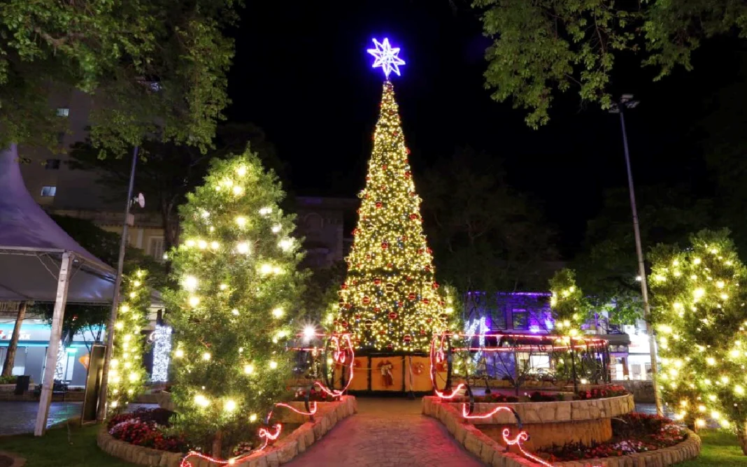 Natal Luzes da Serra 2025 anima Serra Negra com shows, desfile e atrações gratuitas