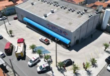 Princípio de incêndio atinge supermercado no bairro Águas Claras, em Bragança Paulista