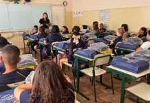 Bragança Paulista inicia ano letivo com uniformes, kits escolares e apostilas no 1º dia