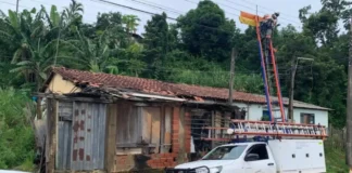 ‘’Gato” feito com escada e bambu leva homem à prisão