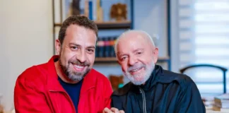 Boulos sugere que governo Lula crie taxa para entregadores de aplicativos