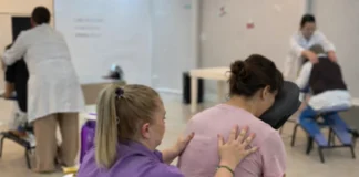 Bragança Shopping realiza ação solidária com massagem gratuita no Dia das Mulheres