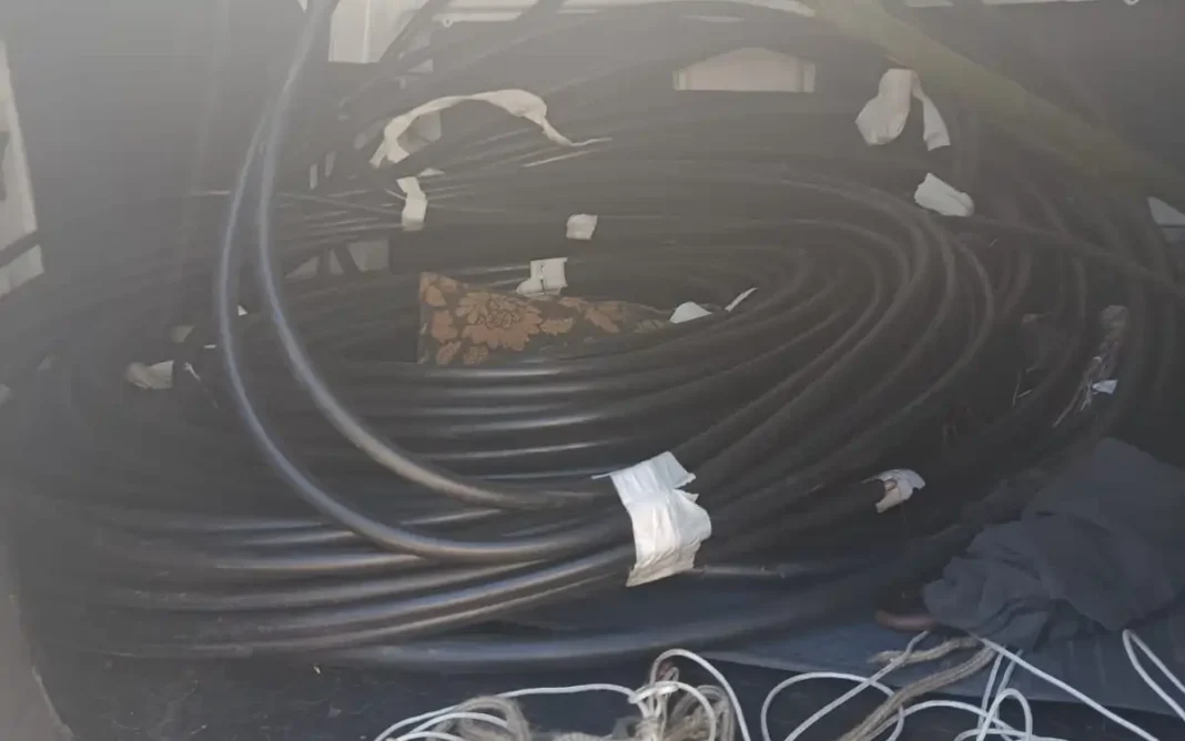 Ladrões de cabos telefônicos são presos por furto na Rodovia Benevenuto Moretto