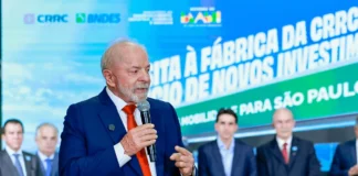 Lula diz que aumento do preço dos combustíveis é injustificável