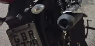 Motocicleta é furtada em via pública no bairro São Lourenço