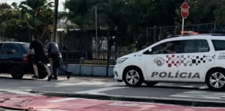 Polícia Militar auxilia motorista após pane e garante segurança na Avenida dos Imigrantes