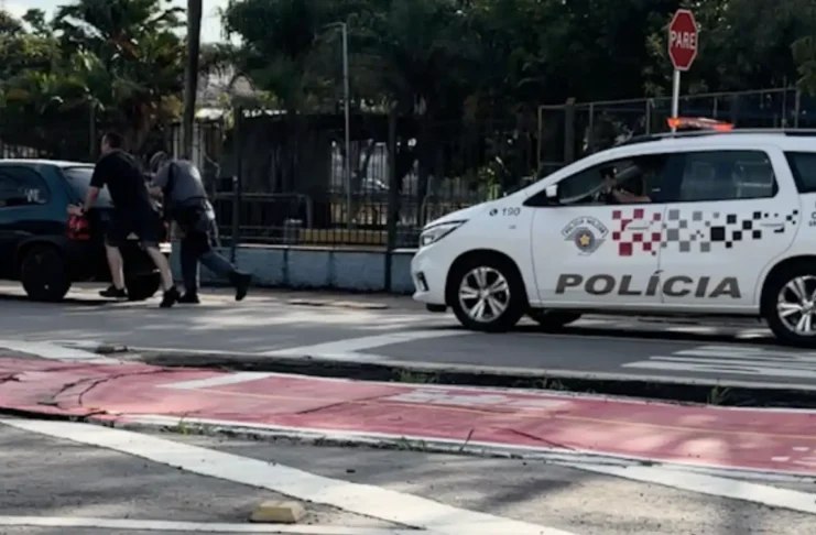 Polícia Militar auxilia motorista após pane e garante segurança na Avenida dos Imigrantes