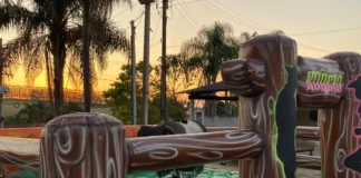 Touro mecânico anima edição especial da Feira Noturna no Posto de Monta