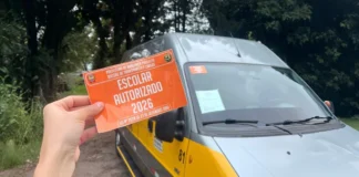 Transporte escolar autorizado deve exibir selo oficial em Bragança Paulista