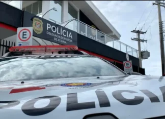 Homem é preso após arrancar parte da orelha da companheira durante agressão em Piracaia