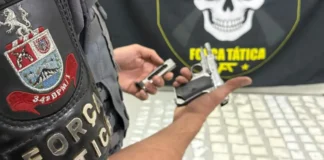 Dupla é presa com drogas e arma após abordagem da Força Tática em Bragança Paulista