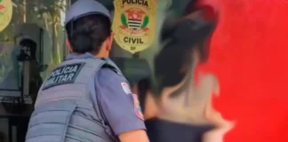 Mulher procurada pela Justiça é presa pela Polícia Militar durante patrulhamento