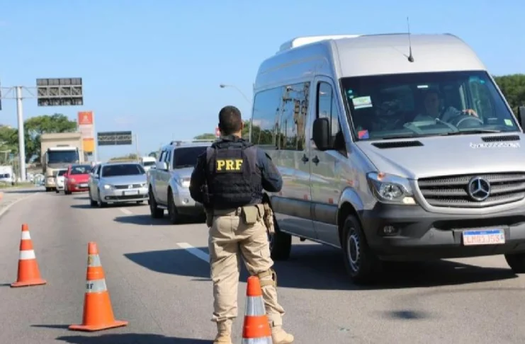 Operação Semana Santa 2026 da PRF começa nesta quinta-feira em rodovias federais
