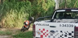 Polícia Militar localiza motocicleta furtada em área de mata em Bragança Paulista