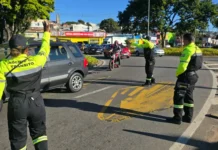 Ação educativa do Maio Amarelo reúne população e reforça alerta: “Não corra, a velocidade não perdoa”