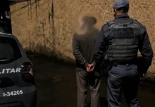 Idoso é preso após denúncia de comportamento inadequado contra criança em Socorro