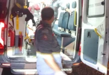 Motociclista fica ferido após perder controle e cair em rodovia