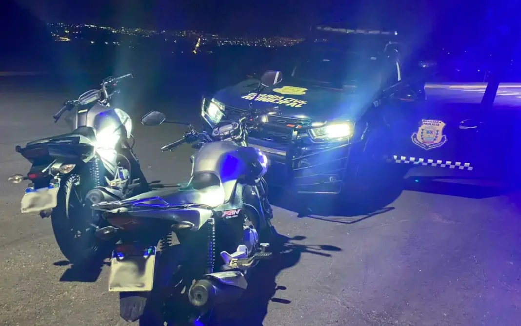 Prática de “grau” leva à apreensão de motos durante abordagem da GCM no Curitibanos