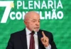 Governo estuda devolução de celular roubado nos Correios, diz Lula