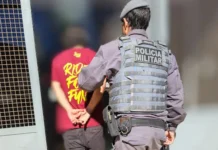 Homem com mandado de prisão em aberto é capturado pela Polícia Militar