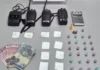 Mulher é presa por tráfico de drogas durante operação policial no bairro Cruzeiro