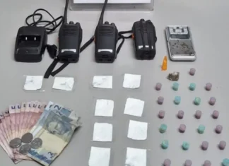 Mulher é presa por tráfico de drogas durante operação policial no bairro Cruzeiro