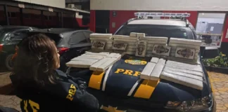 PRF apreende mais de 54 kg de drogas na Rodovia Fernão Dias em Vargem