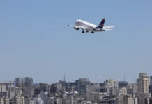 Petrobras reduz preço do querosene de aviação em 14,2% após três meses de alta