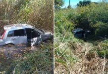 Veículo em meio ao lodo chama a atenção de motoristas em rodovia de Bragança Paulista