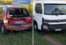 Caminhão e carro se envolvem em colisão na SP-008 em Bragança Paulista