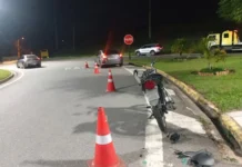 Colisão entre Honda Civic e motocicleta deixa motociclista ferido em Bragança Paulista