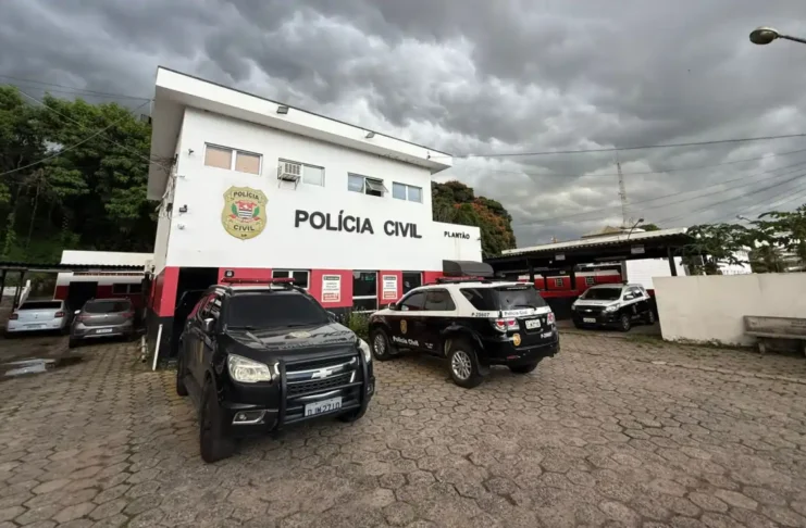 Homem é preso após dizer que ele e ex-companheira sairiam “vivos ou mortos”, diz BO